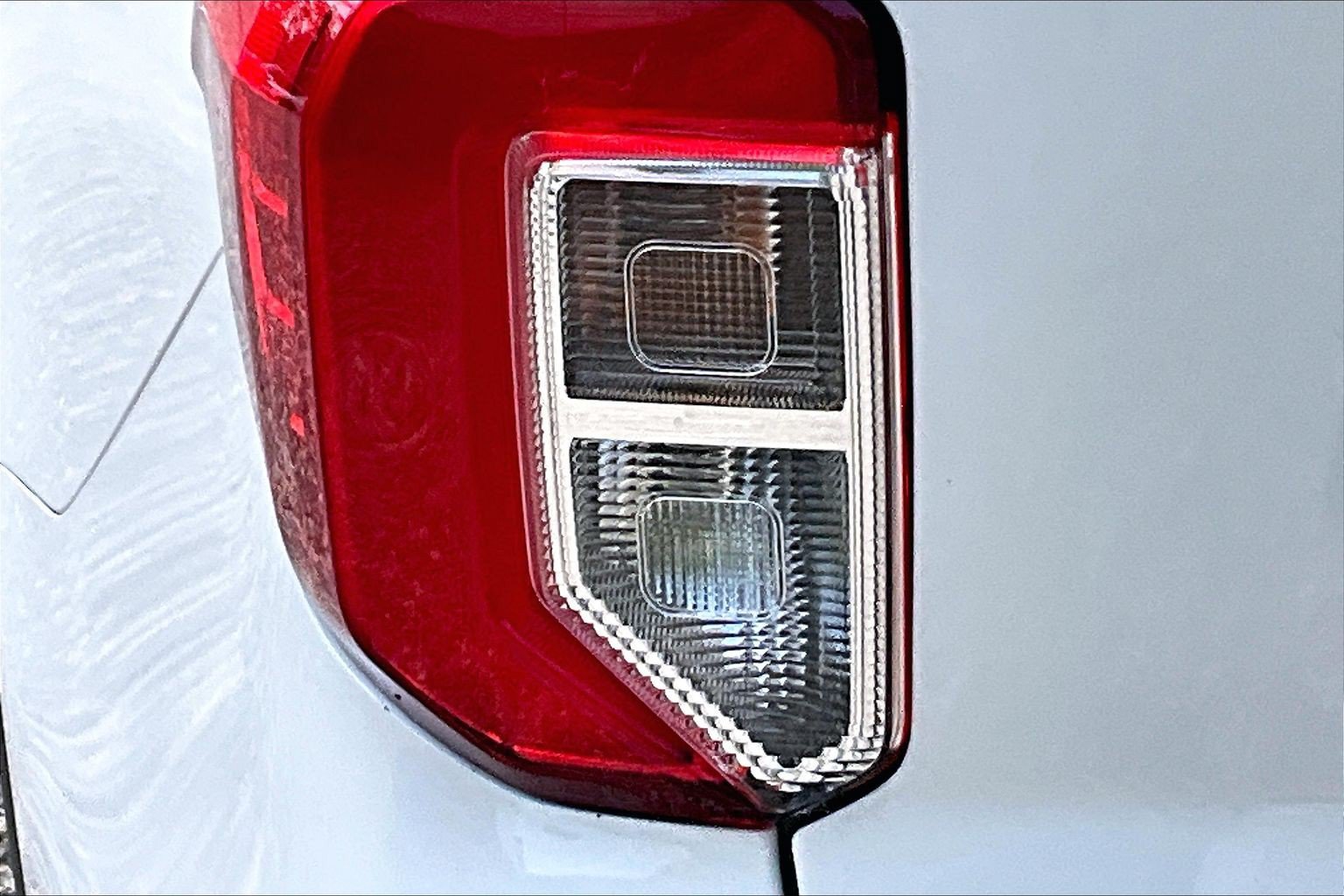 Certified 2020 Ford Explorer Limited AWD/4WD image 28