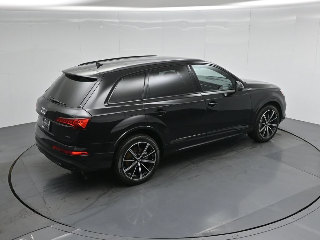 Used 2022 Audi Q7 3.0T Premium Plus w/ Premium Plus Package AWD/4WD image 41