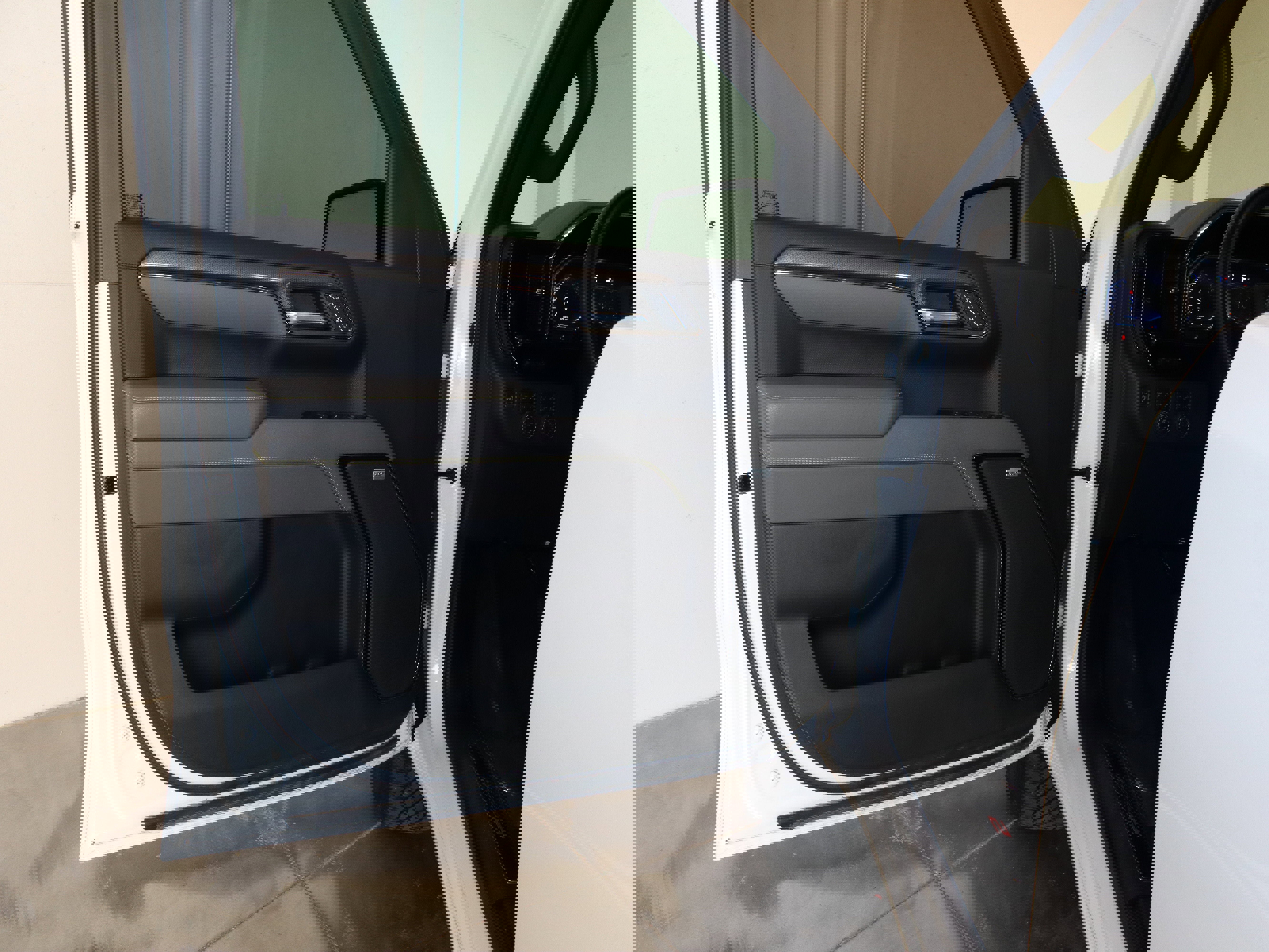 Used 2023 Chevrolet Silverado 1500 ZR2 w/ Technology Package image 32