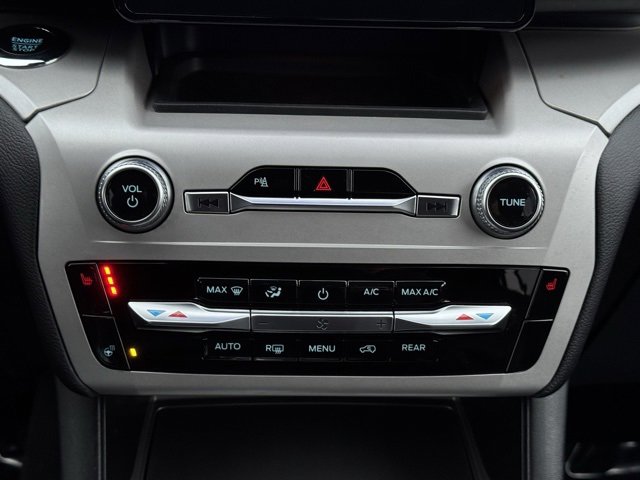 Certified 2023 Ford Explorer XLT w/ Equipment Group 202A image 12