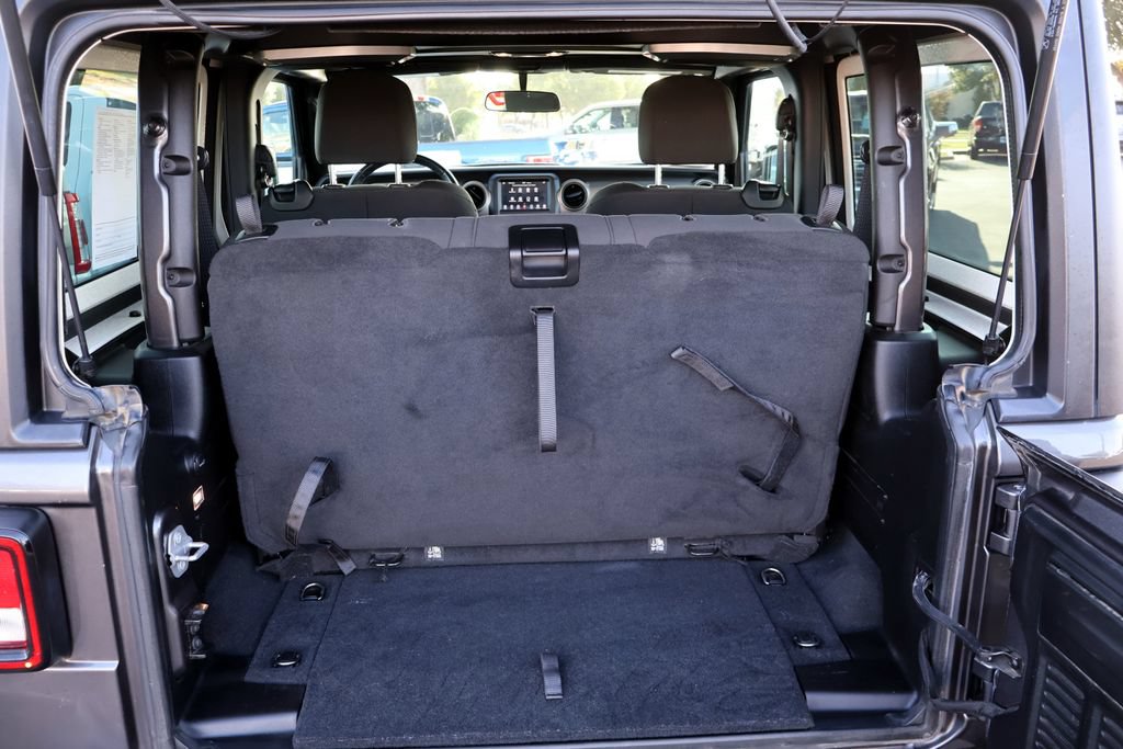 Used 2019 Jeep Wrangler Sport AWD/4WD image 25