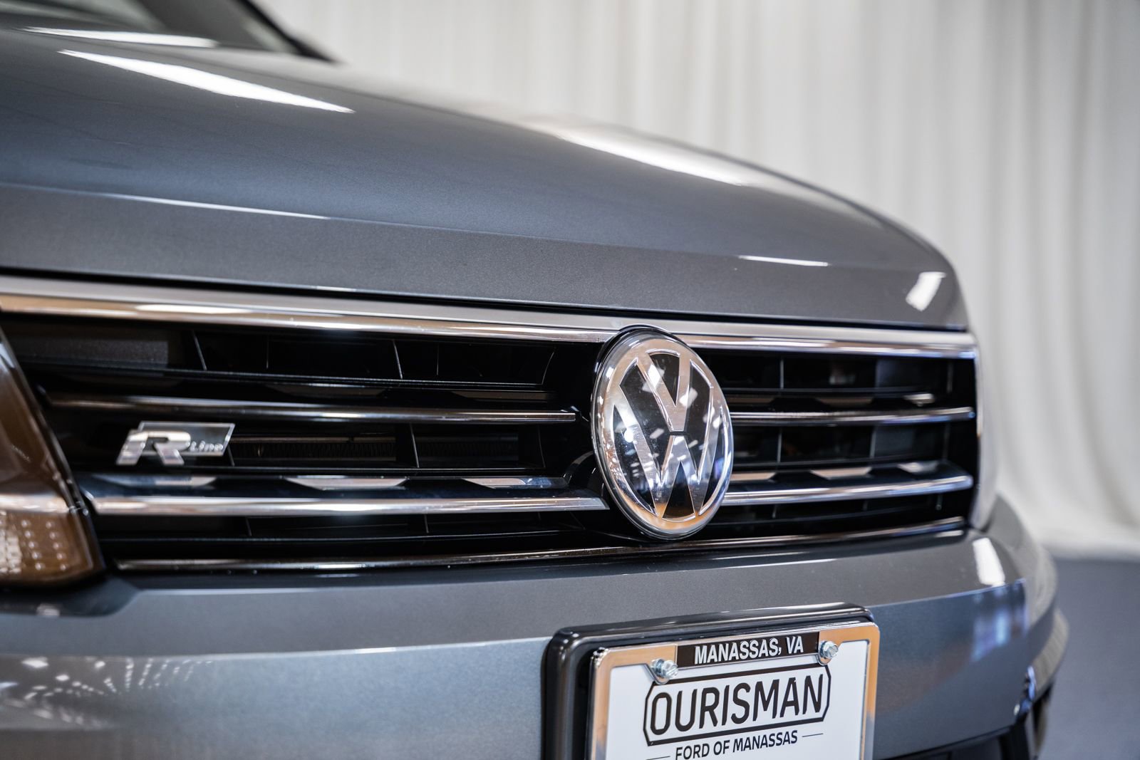 Used 2021 Volkswagen Tiguan SE R-Line image 7