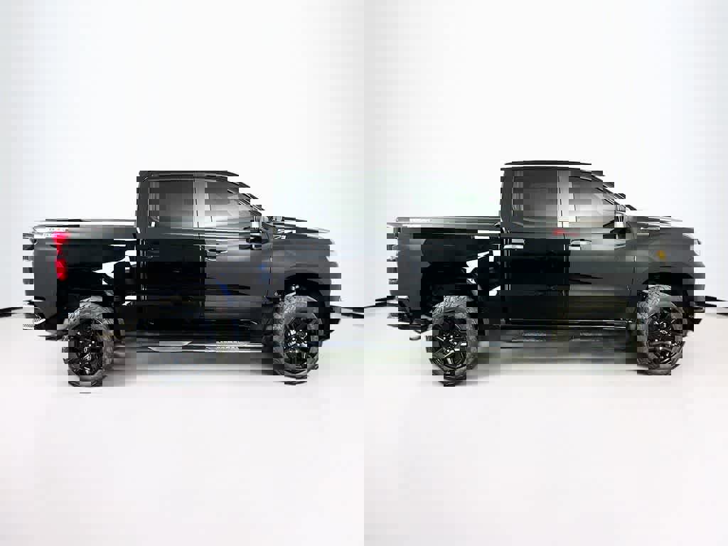 Used 2023 Chevrolet Silverado 1500 Custom Trail Boss image 6