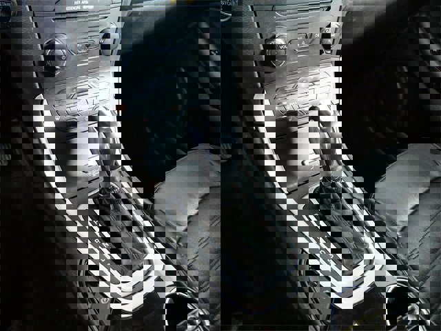 Certified 2017 Ford Edge SEL w/ Equipment Group 201A image 18