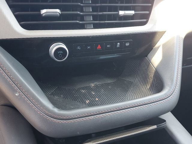 Certified 2025 Ford Explorer Active RWD image 24
