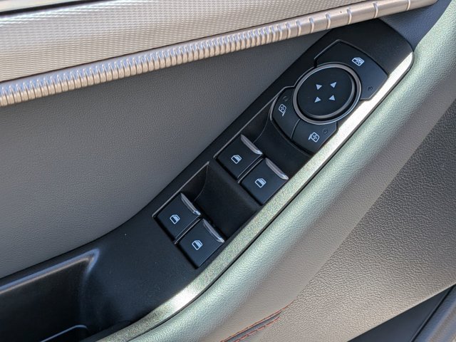 Certified 2025 Ford Explorer Active w/ Active Comfort Package AWD/4WD image 14