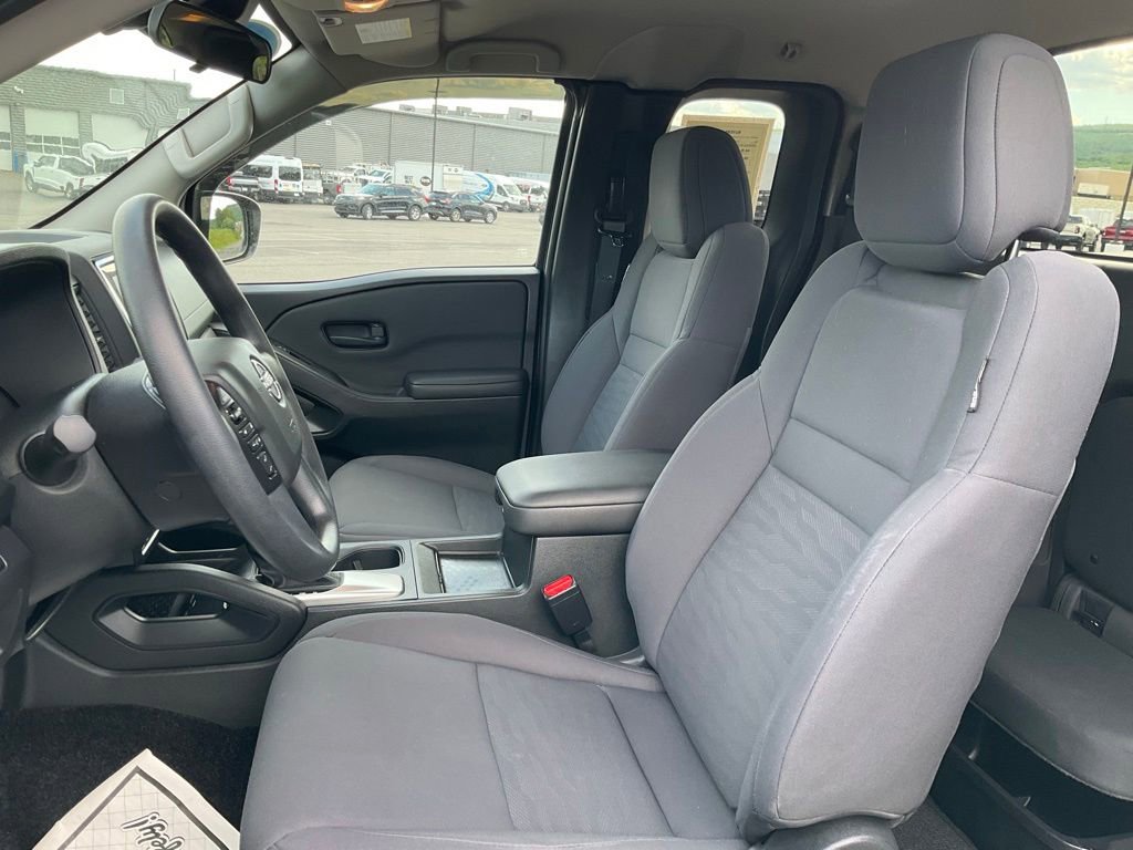 Used 2024 Nissan Frontier S w/ Technology Package AWD/4WD image 18