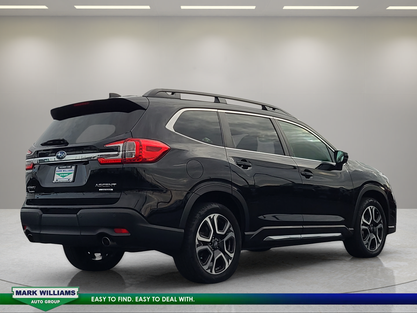 Used 2024 Subaru Ascent Limited AWD/4WD image 4