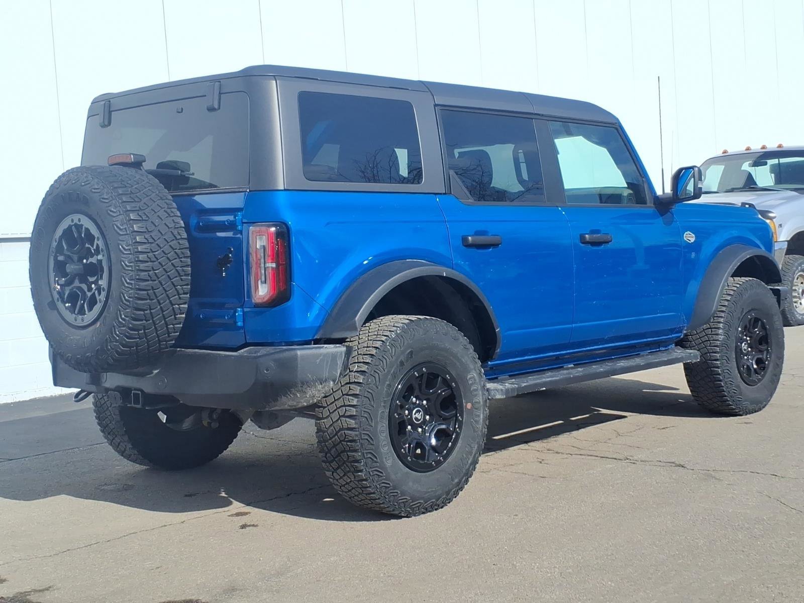 Certified 2022 Ford Bronco Wildtrak AWD/4WD image 6