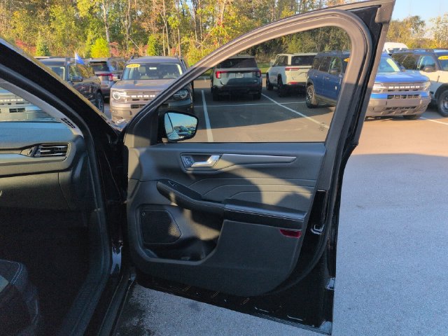 Certified 2024 Ford Escape Active w/ Tech Pack #2 AWD/4WD image 14