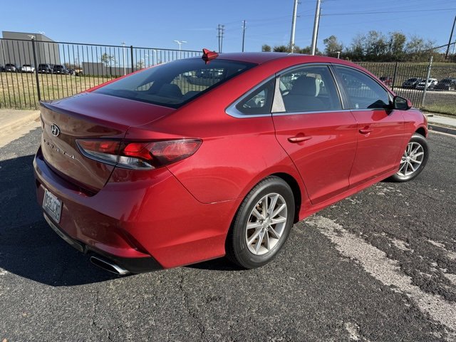 Used 2018 Hyundai Sonata SE image 3