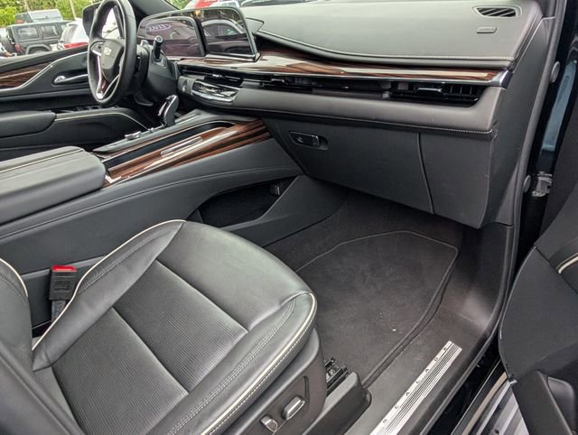 Used 2024 Cadillac Escalade Premium Luxury image 15
