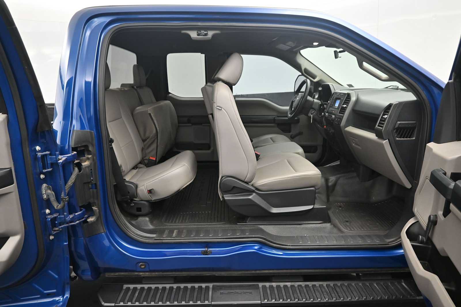 Certified 2022 Ford F250 XL w/ STX Appearance Package AWD/4WD image 18