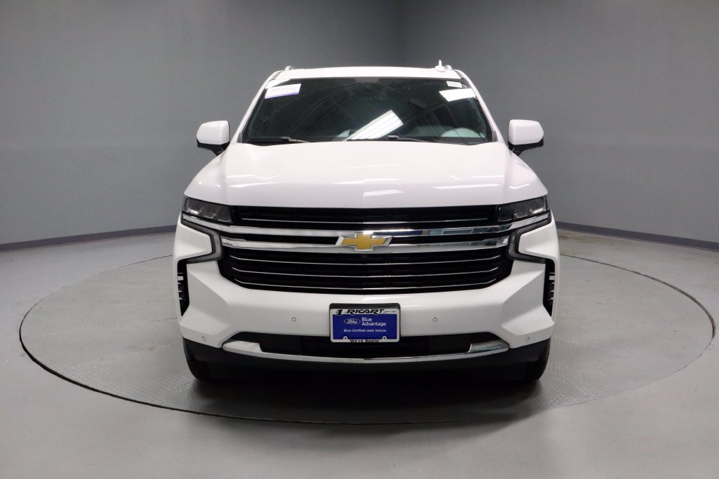Used 2024 Chevrolet Suburban LT w/ LT Signature Plus Package AWD/4WD image 6