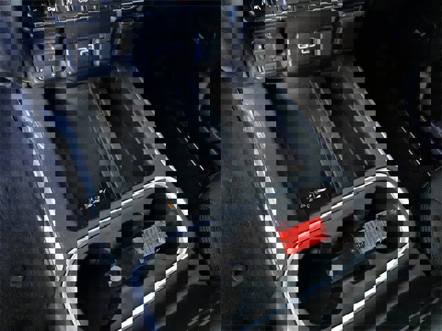 Used 2021 GMC Sierra 1500 AT4 w/ AT4 Value Package image 21