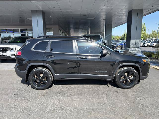 Used 2020 Jeep Cherokee Latitude Plus AWD/4WD image 7