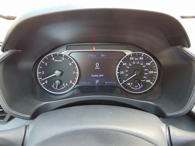 Used 2025 Nissan Altima 2.5 SV FWD image 16
