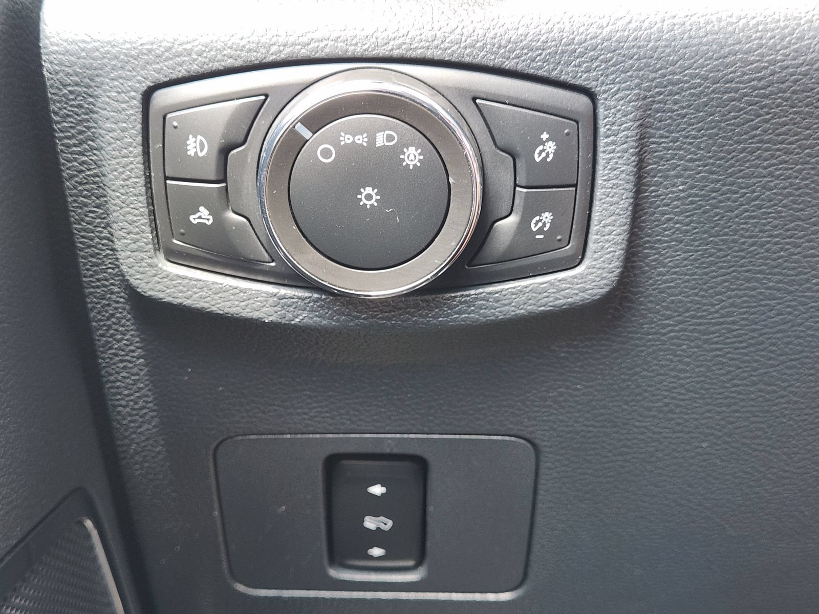 Certified 2022 Ford F250 Lariat w/ Lariat Value Package AWD/4WD image 28