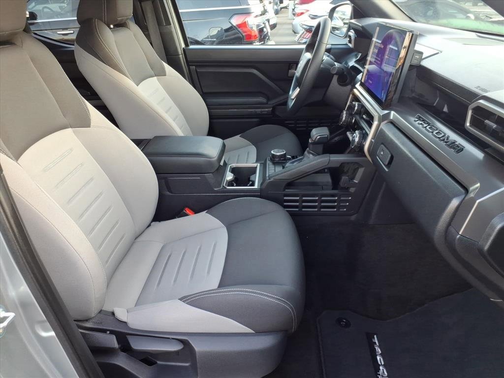Used 2024 Toyota Tacoma TRD Sport image 6