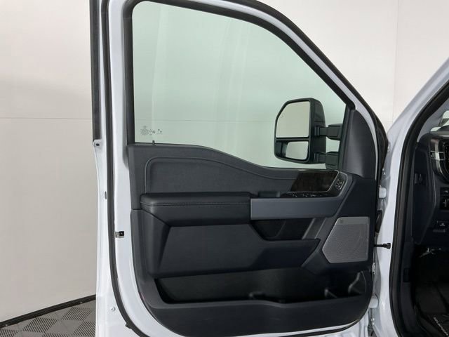 Certified 2024 Ford F350 Lariat w/ Lariat Ultimate Package image 16