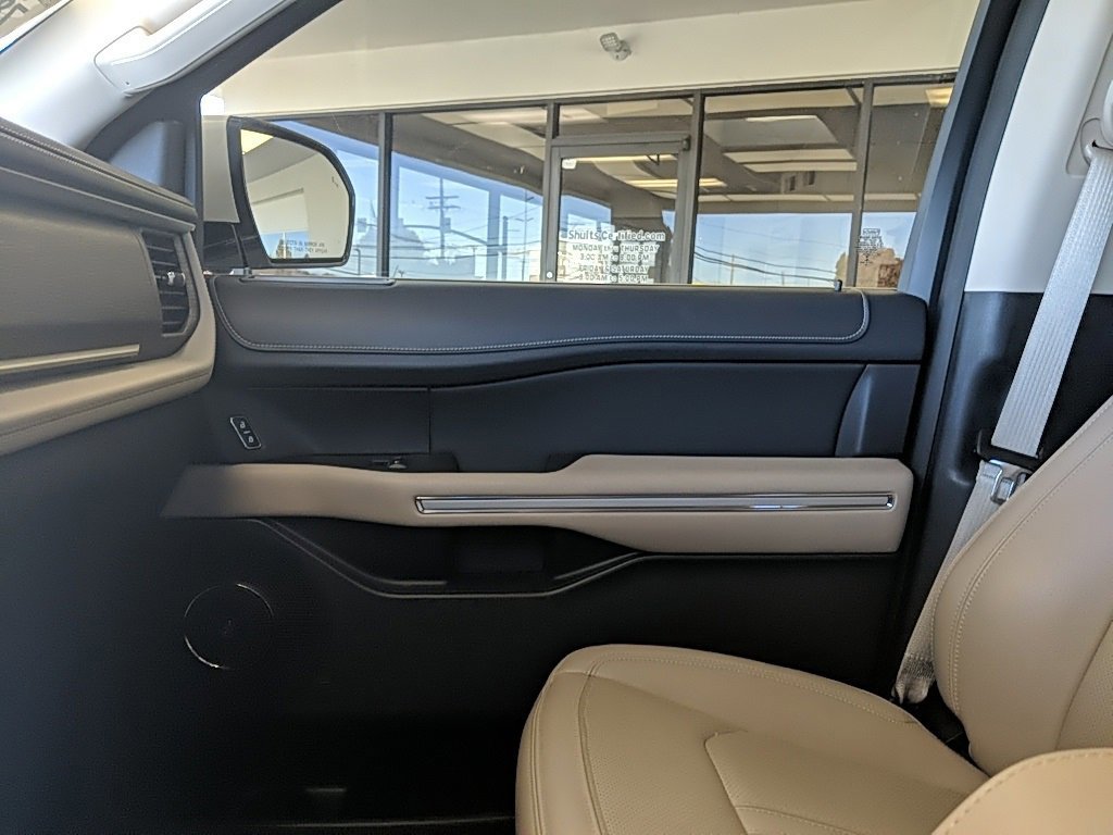 Certified 2022 Ford Expedition Max Limited image 23