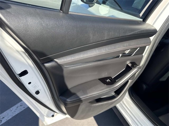 Used 2021 MAZDA MAZDA3 2.5 Turbo Sedan w/Premium Plus image 23