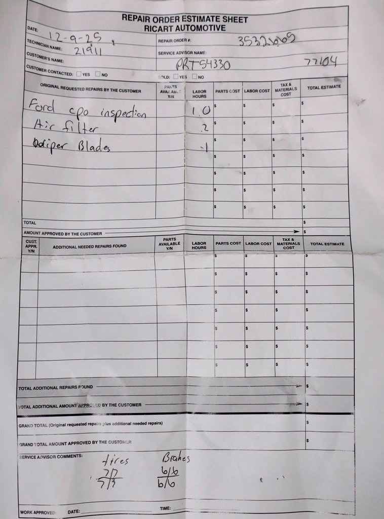 Used 2023 Chevrolet Suburban Premier image 4