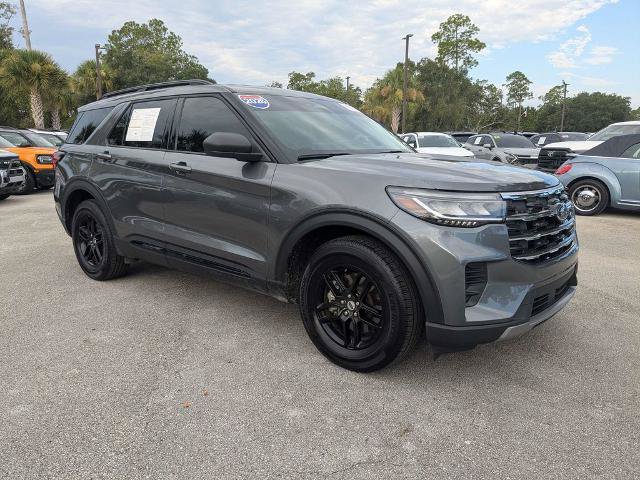 Certified 2026 Ford Explorer Active RWD image 2