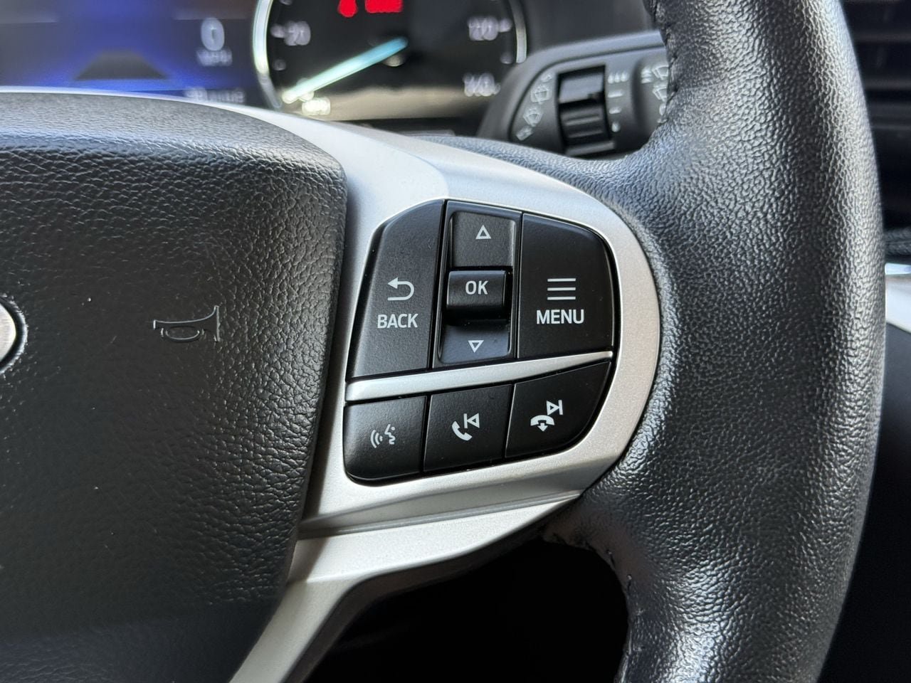 Certified 2023 Ford Explorer XLT AWD/4WD image 14