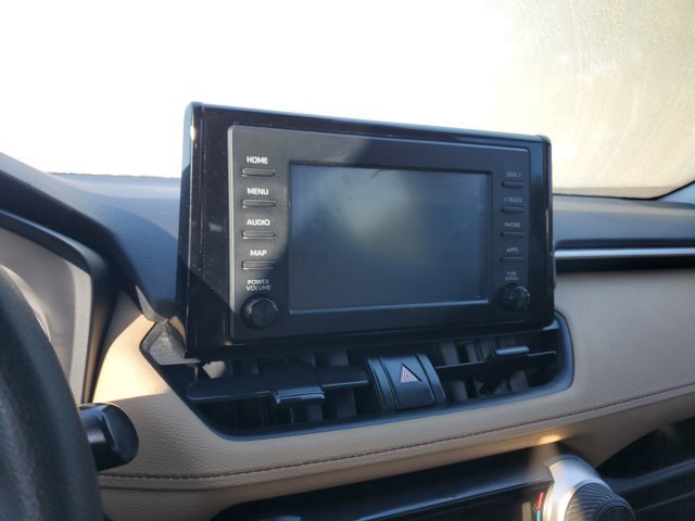 Used 2019 Toyota RAV4 LE w/ Phone Cable & Charge Package image 22