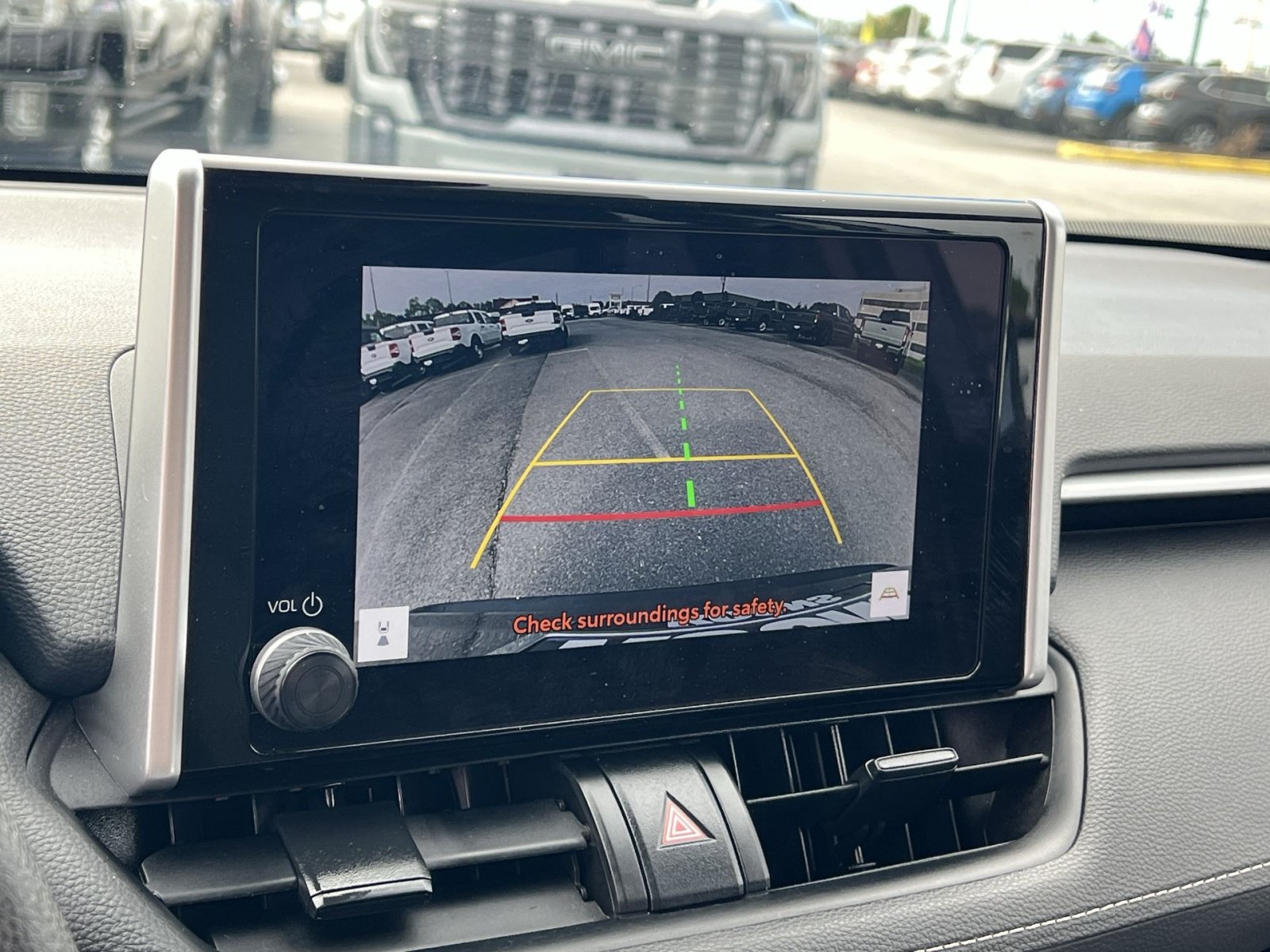 Used 2025 Toyota RAV4 LE AWD/4WD image 18