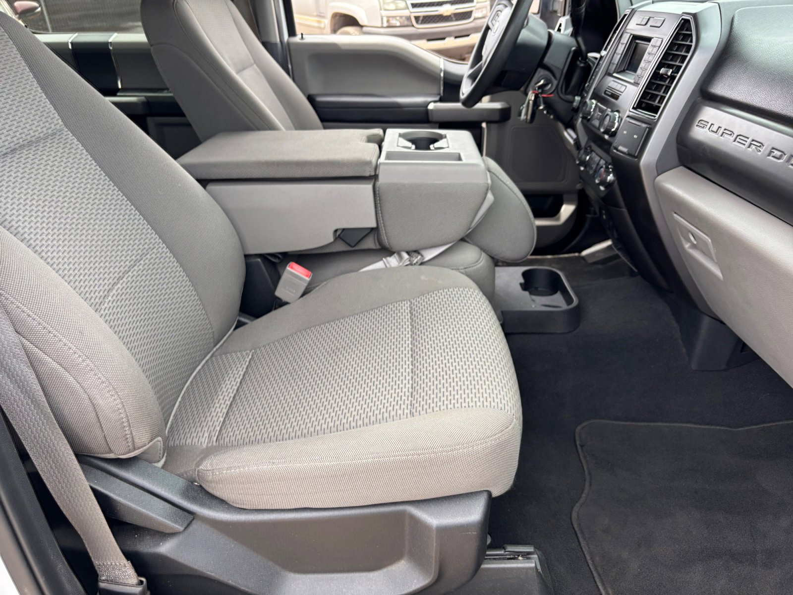 Certified 2019 Ford F250 XLT AWD/4WD image 19