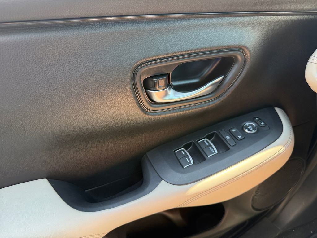 Used 2026 Honda HR-V EX-L image 21