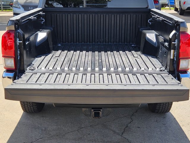 Used 2021 Toyota Tacoma SR5 AWD/4WD image 6