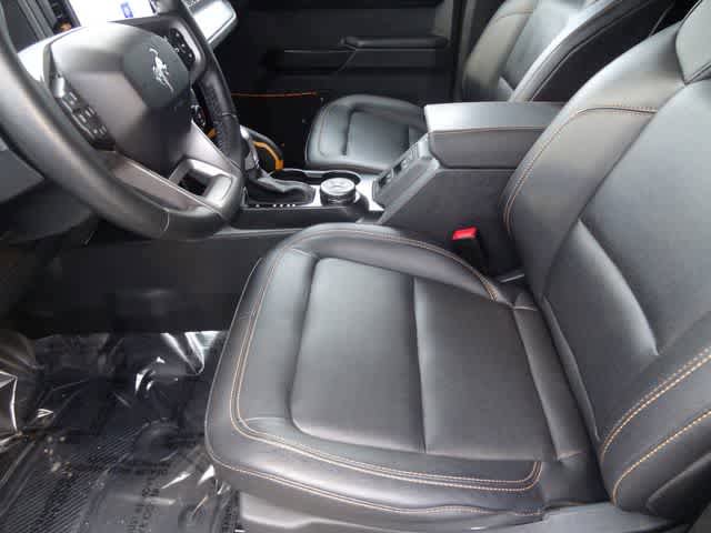 Certified 2024 Ford Bronco Badlands AWD/4WD image 6