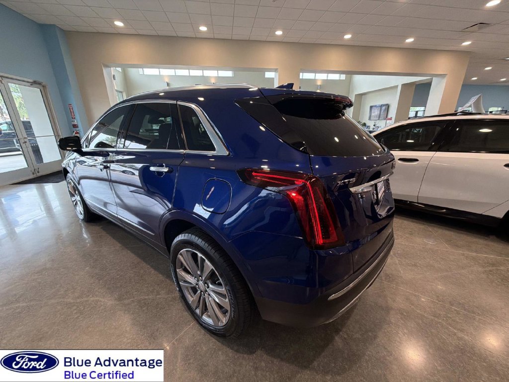 Used 2025 Cadillac XT5 Premium Luxury FWD image 8