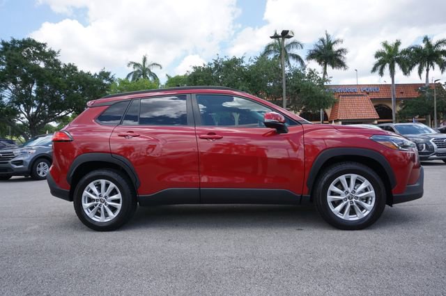Used 2022 Toyota Corolla Cross LE w/ Moonroof Package FWD image 15