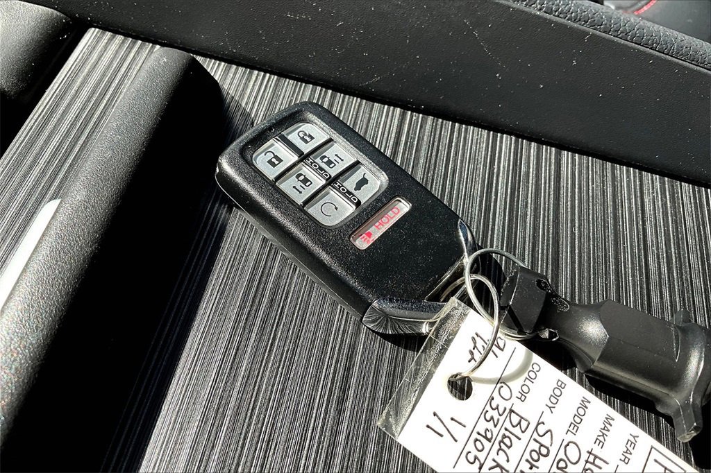 Used 2024 Honda Odyssey Sport image 13
