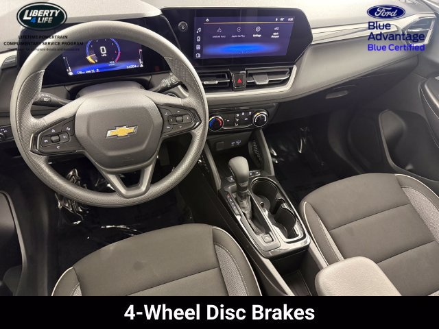 Used 2025 Chevrolet TrailBlazer LT AWD/4WD image 34