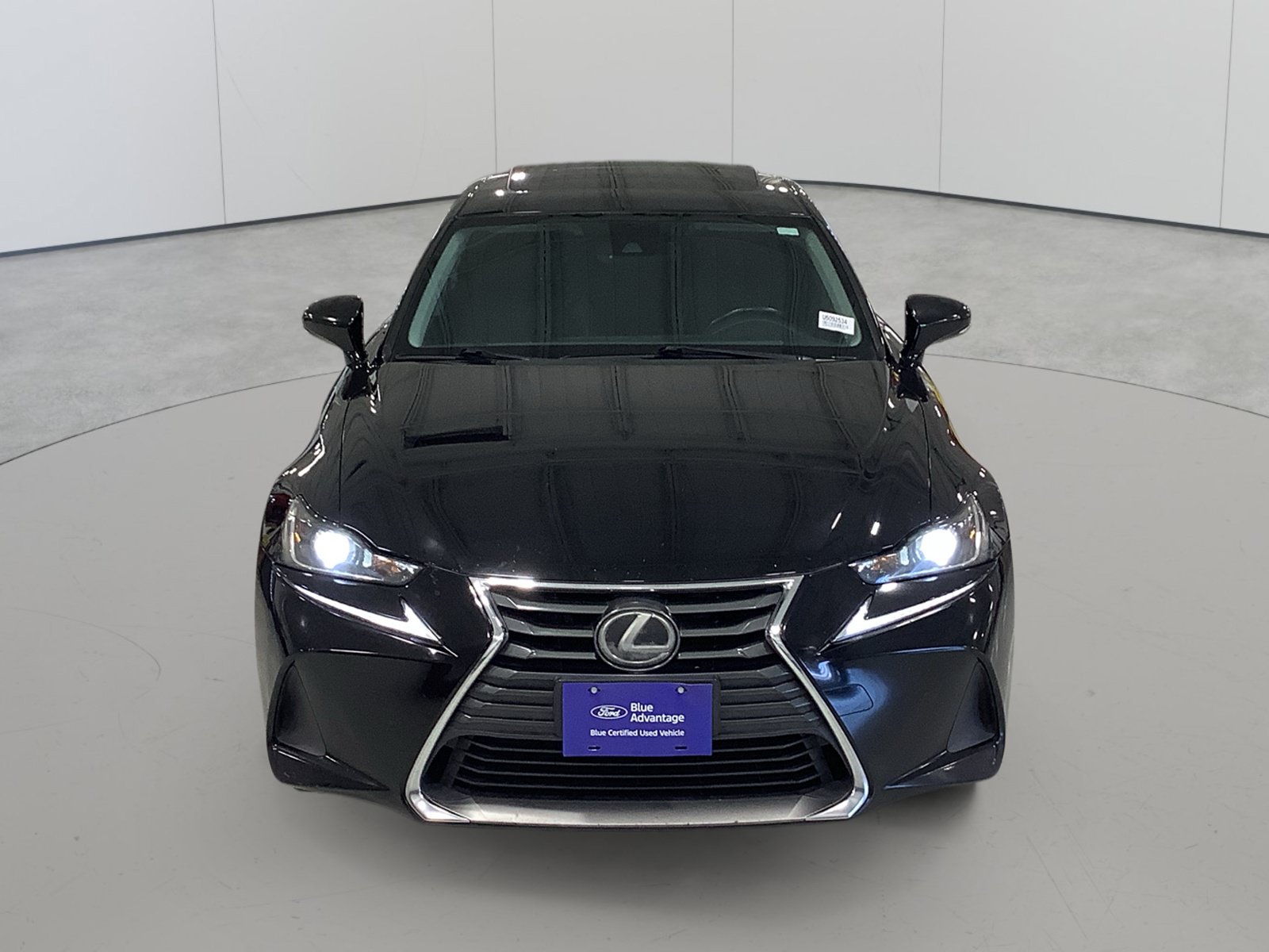 Used 2019 Lexus IS 300 w/ Accessory Package RWD image 2
