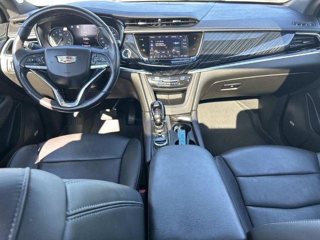 Used 2023 Cadillac XT6 Premium Luxury w/ Technology Package AWD/4WD image 13