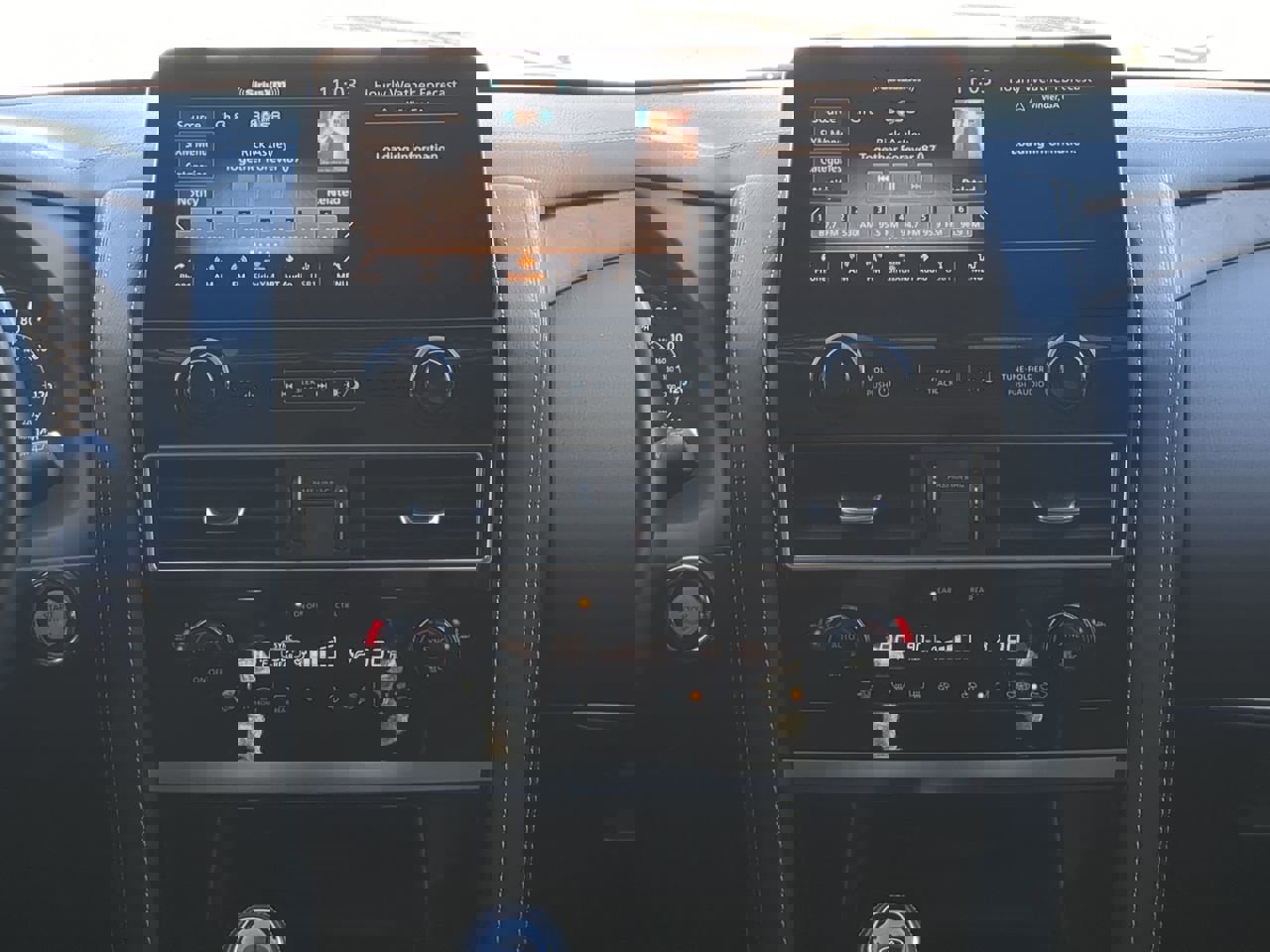 Used 2023 INFINITI QX80 Premium Select w/ All-Season Package image 16