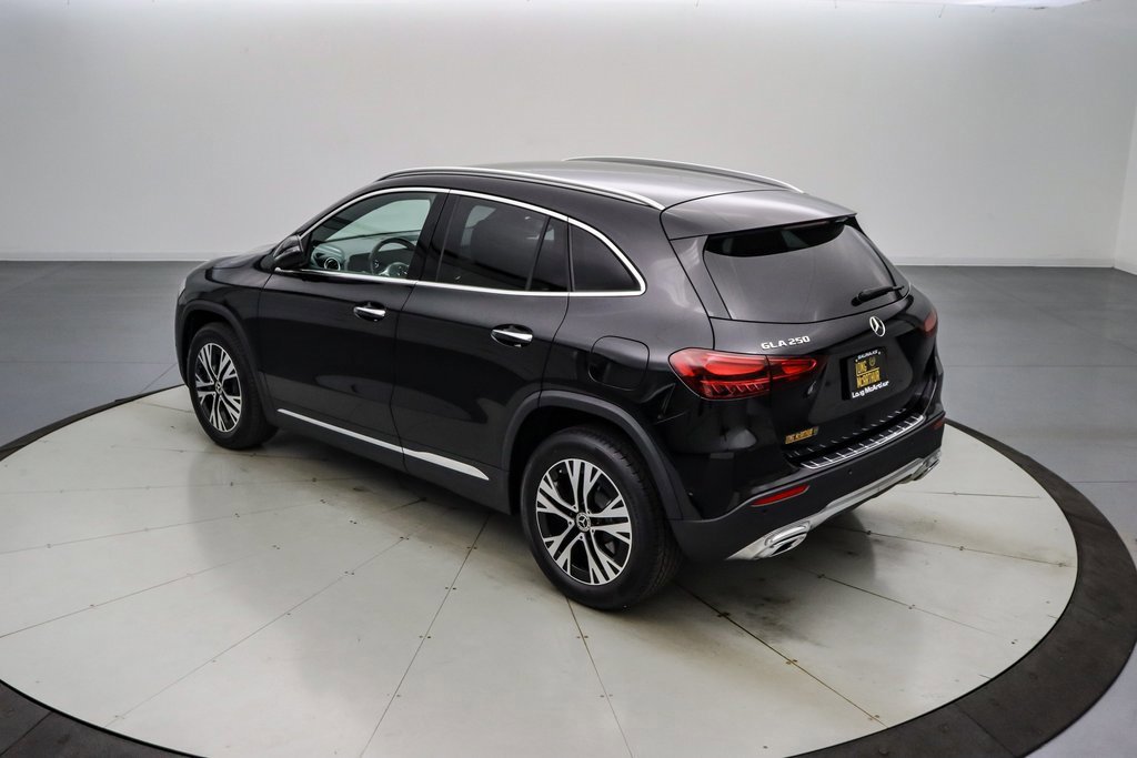 Used 2025 Mercedes-Benz GLA 250 image 3