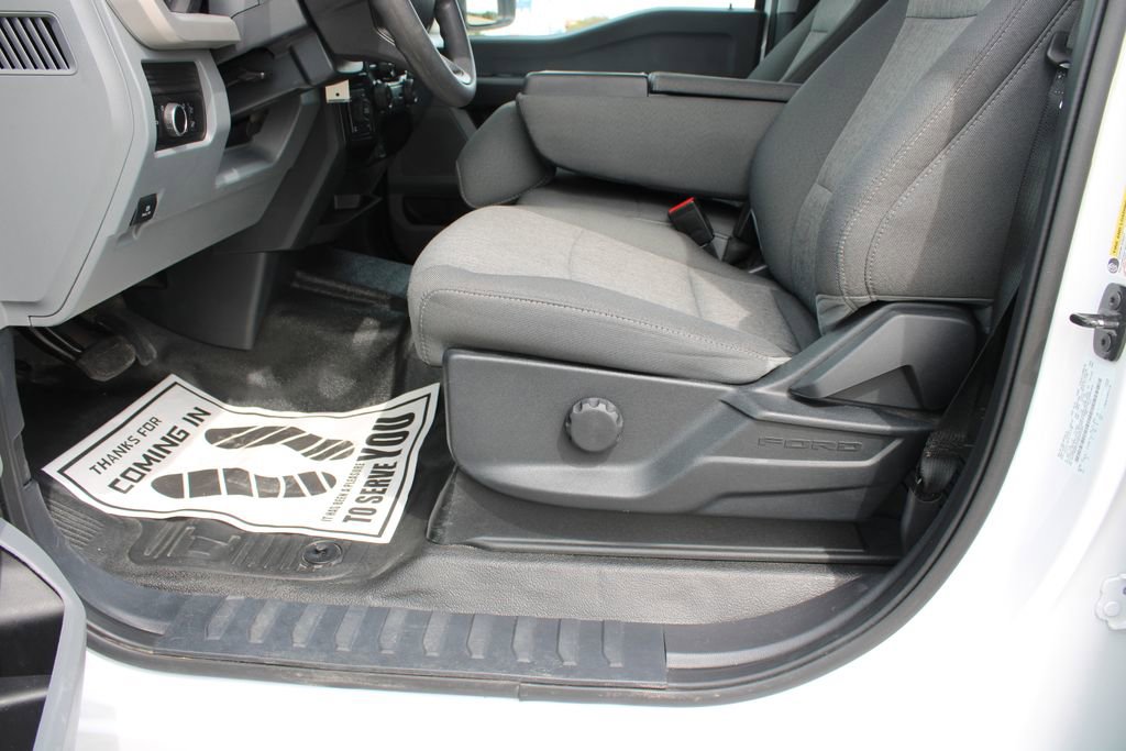 Certified 2025 Ford F250 XL w/ FX4 Off-Road Package image 9