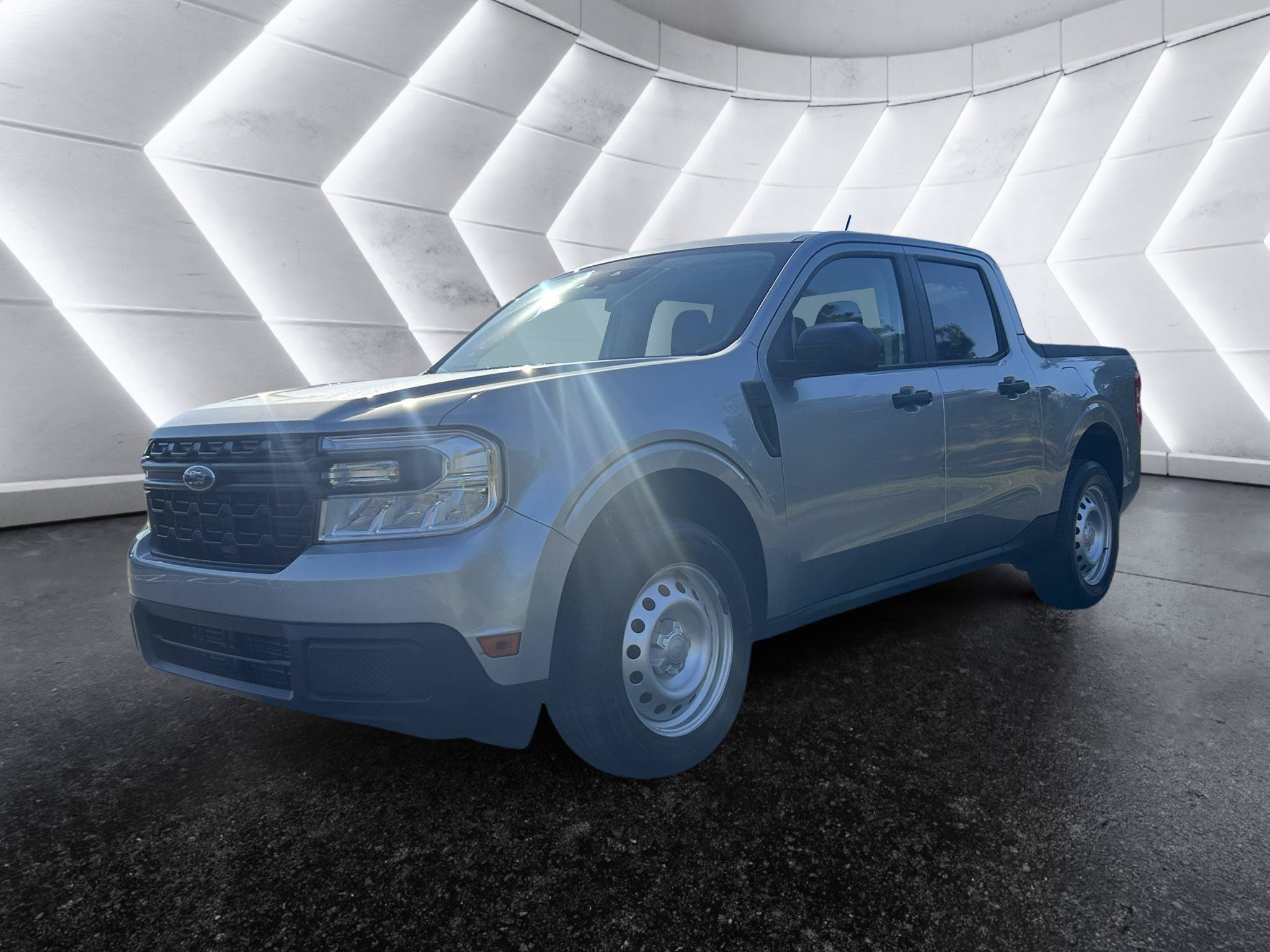 Certified 2022 Ford Maverick XL FWD image 3