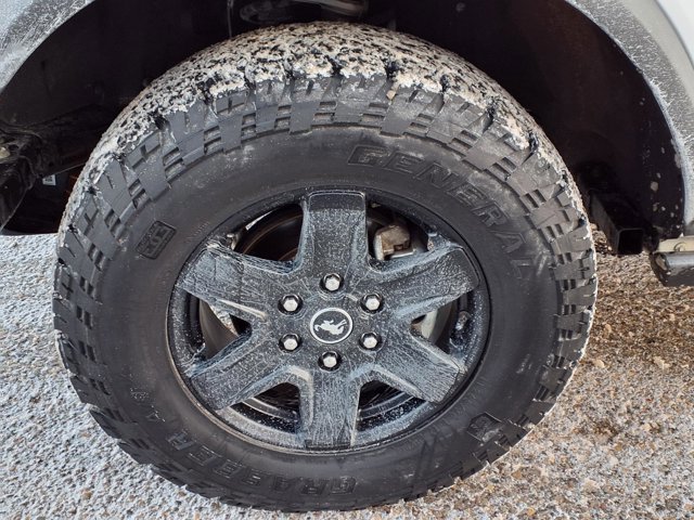 Certified 2021 Ford Bronco Black Diamond image 27