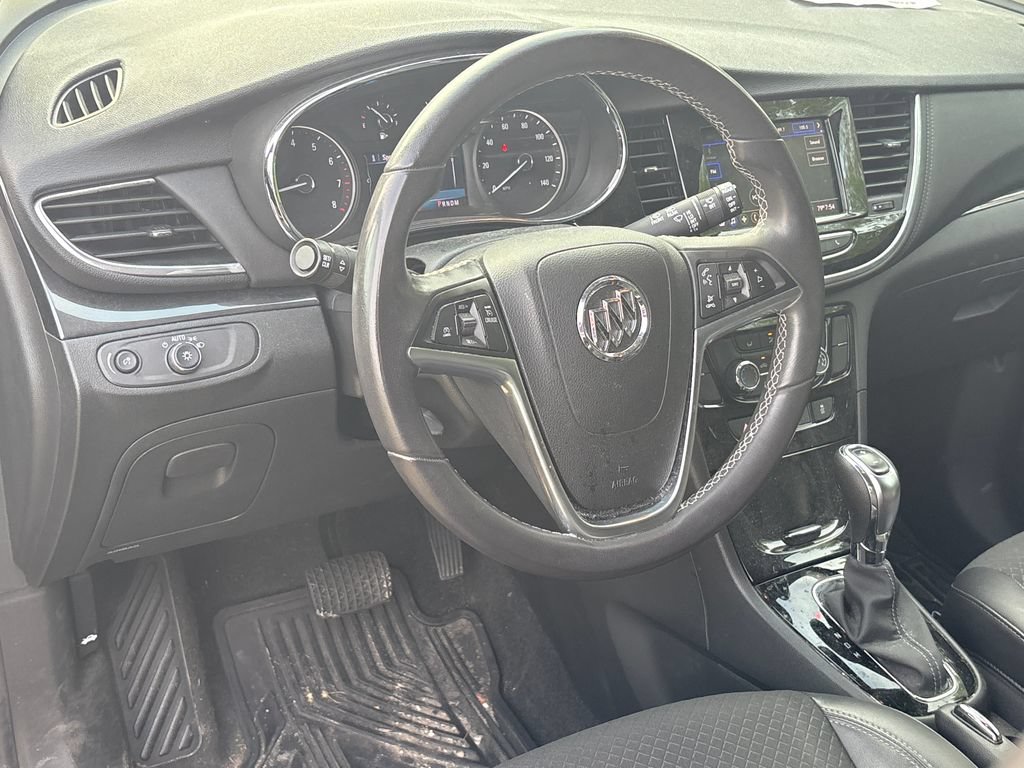 Used 2022 Buick Encore Preferred w/ Safety Package AWD/4WD image 4