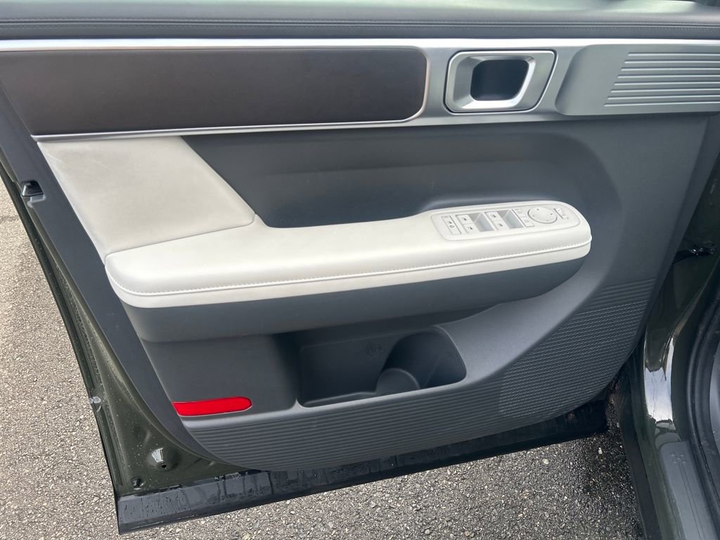 Used 2024 Hyundai Santa Fe SEL image 17