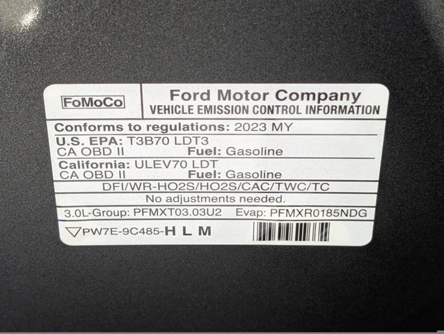 Certified 2023 Ford Explorer Platinum w/ Technology Package AWD/4WD image 29