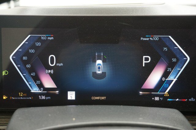 Used 2024 BMW X7 xDrive40i w/ Executive Package AWD/4WD image 40